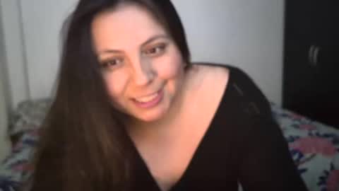 Snapshot of irissex07 chatting on 09/20/25, 01:50    YOU IRIS      online show from 09/20/25, 01:50