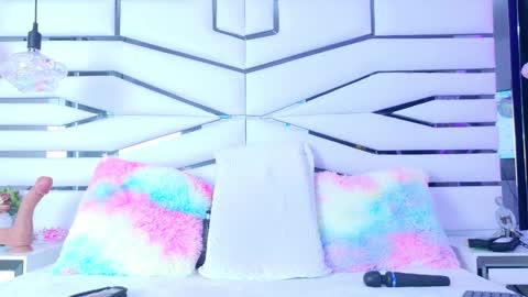 Iris online show from 03/03/25, 11:22