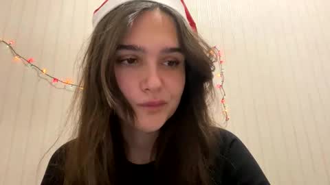 irisss31 online show from 12/24/24, 09:22