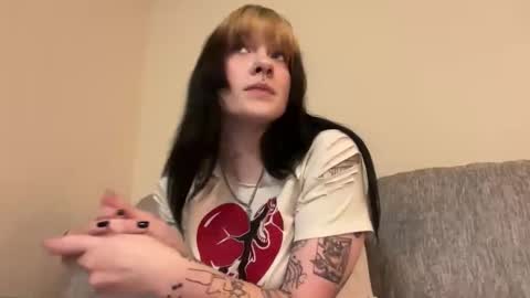 irissweets online show from 02/15/26, 01:46