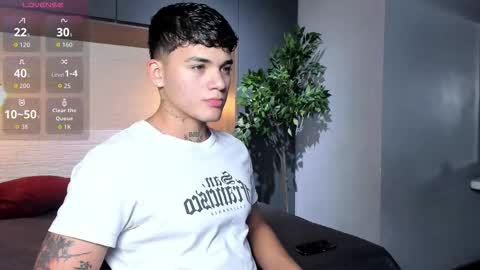 Snapshot of iron_tous chatting on 02/23/26, 09:23 Iron Tous online show from 02/23/26, 09:23