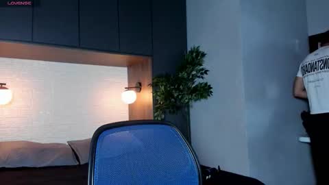 Snapshot of iron_tous chatting on 03/01/26, 09:06 Iron Tous online show from 03/01/26, 09:06