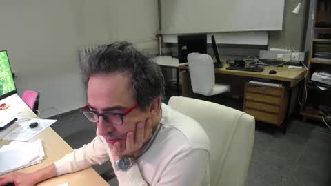 Snapshot of ironchrome chatting on 01/08/26, 06:48 IronChrome online show from 01/08/26, 06:48