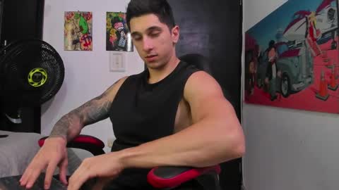 Snapshot of ironflex1 chatting on 01/08/25, 07:34 Jake online show from 01/08/25, 07:34