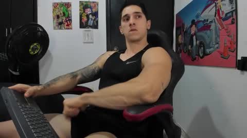 Snapshot of ironflex1 chatting on 10/22/25, 08:19 Jake online show from 10/22/25, 08:19