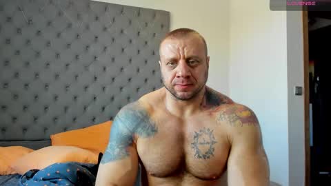 ironhulk22 online show from 02/23/26, 09:06