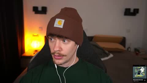 Sam online show from 09/28/25, 06:02