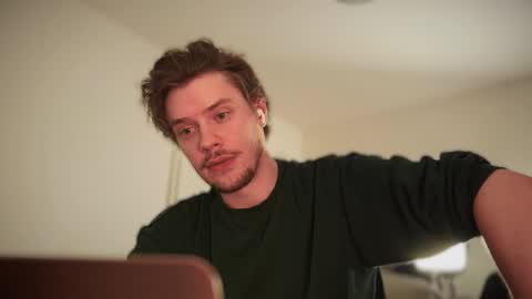 Sam online show from 10/25/25, 09:20