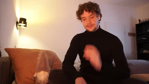 Sam online show from 12/03/25, 08:18