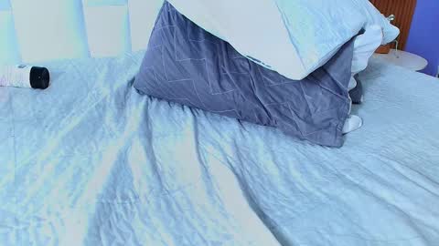 Sandy  online show from 02/24/25, 03:31