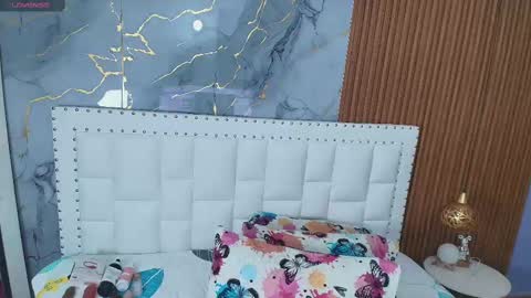 Sandy  online show from 02/26/25, 12:25