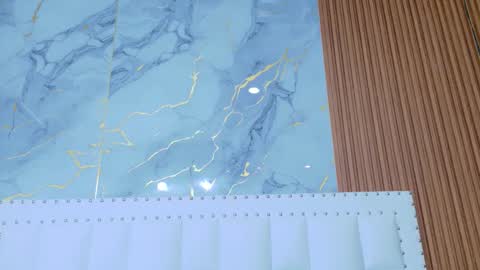 Sandy  online show from 11/10/25, 12:15