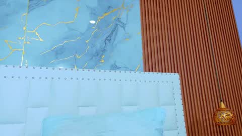 Sandy  online show from 11/18/25, 12:20