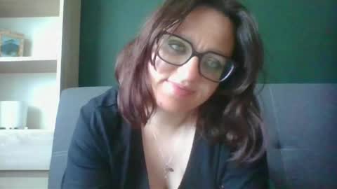 Snapshot of irresistibleparis chatting on 05/20/26, 05:57 Paris online show from 05/20/26, 05:57