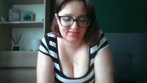 Paris online show from 07/14/26, 05:23