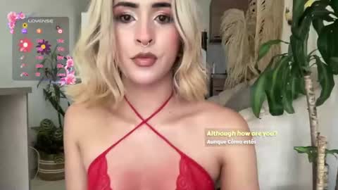 Snapshot of isa__fox_1 chatting on 06/18/26, 12:53 Isabella online show from 06/18/26, 12:53