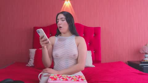 Isa and Natasha online show from 10/18/25, 01:56