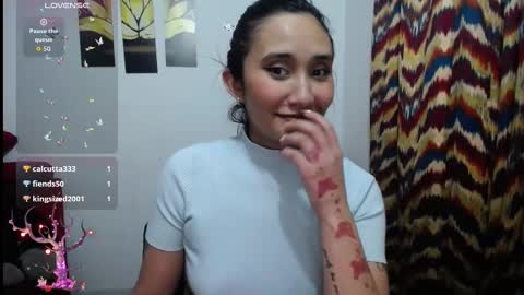 Isa online show from 09/18/25, 10:34