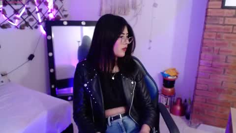 isabela online show from 11/06/25, 11:15