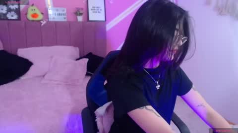 isabela online show from 02/03/26, 04:23