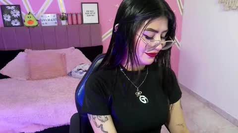 isabela online show from 03/09/26, 10:58