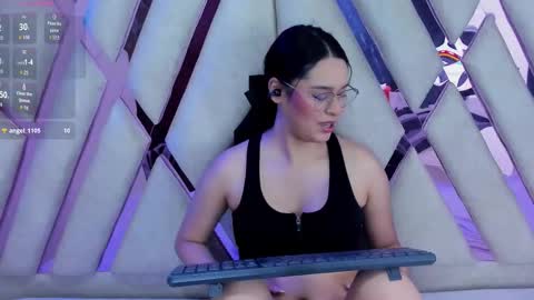 Isa online show from 02/19/26, 03:02