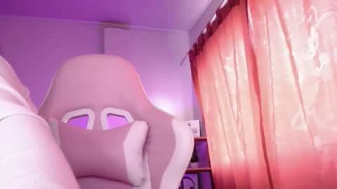 Isabella  online show from 11/14/25, 03:55