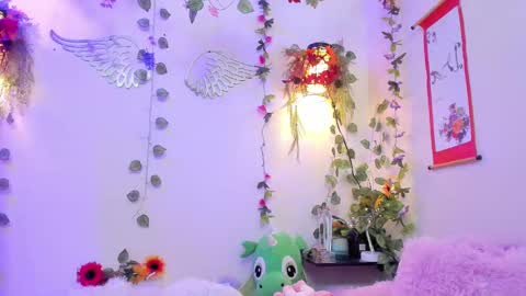 Isabella        online show from 01/25/25, 02:37