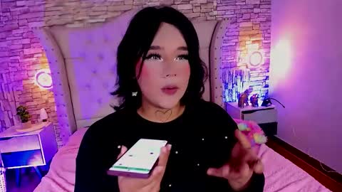 isa_queen_ts online show from 10/21/25, 06:03