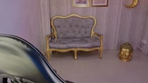 Snapshot of isa_s chatting on 06/19/26, 12:48 Isa online show from 06/19/26, 12:48