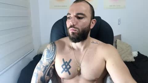 Isaac carter online show from 11/08/25, 10:48