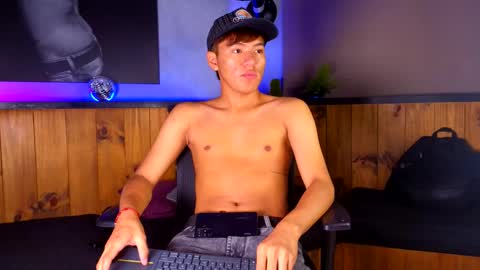 isaac_grimm online show from 03/22/26, 03:32