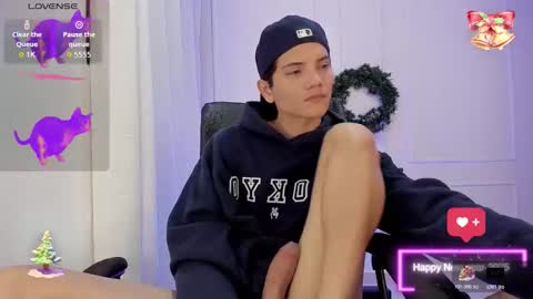 isaac online show from 12/01/25, 11:10