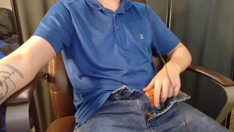 isaac online show from 09/09/25, 09:14