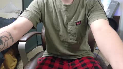 isaac online show from 10/05/25, 02:32