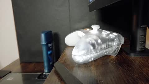 isaac online show from 04/22/26, 11:56