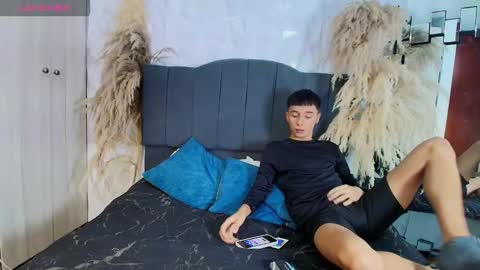 Isaac tan online show from 02/20/26, 04:31