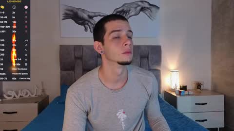 isaacblaze  online show from 06/03/26, 03:53