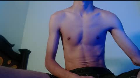 isaac online show from 03/04/25, 04:30