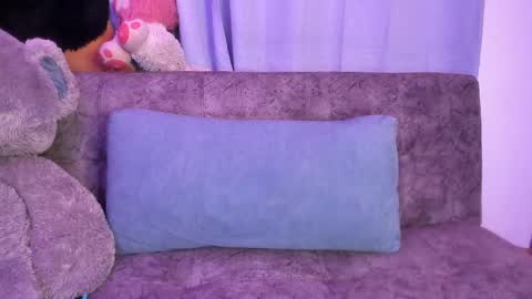 isaac online show from 11/12/25, 07:20