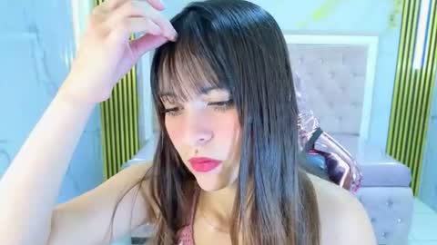 Snapshot of isabeau_s chatting on 06/20/26, 01:36 isabeau_s online show from 06/20/26, 01:36