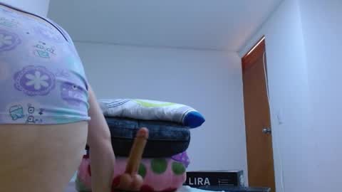 Snapshot of isabel_24_gil chatting on 05/10/26, 06:57 isabel online show from 05/10/26, 06:57