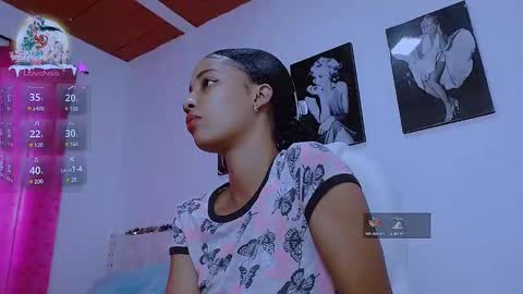 Snapshot of isabel_bailey chatting on 12/29/24, 06:38 isabel online show from 12/29/24, 06:38