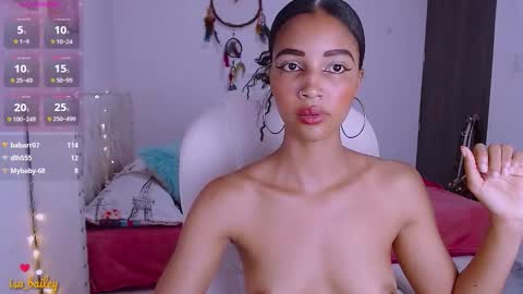 Snapshot of isabel_bailey chatting on 02/25/26, 11:47 isabel online show from 02/25/26, 11:47