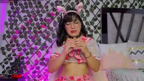 Snapshot of isabel_jamess chatting on 11/30/25, 06:12 Isa online show from 11/30/25, 06:12