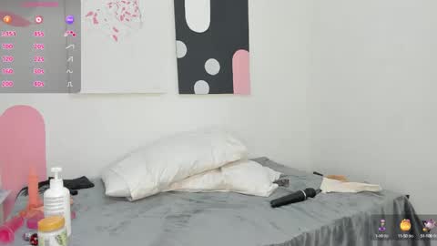 Snapshot of isabel_lamir chatting on 01/22/25, 01:53 isabella online show from 01/22/25, 01:53