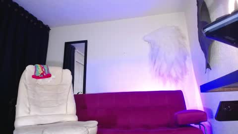 isabel online show from 02/19/26, 02:40