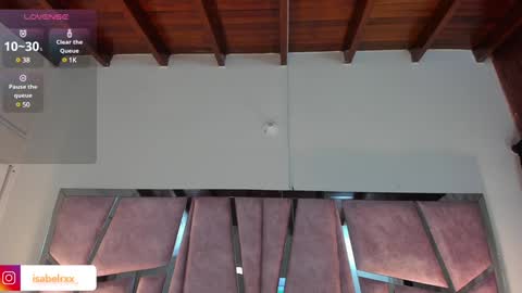 Isabel online show from 12/29/24, 03:22