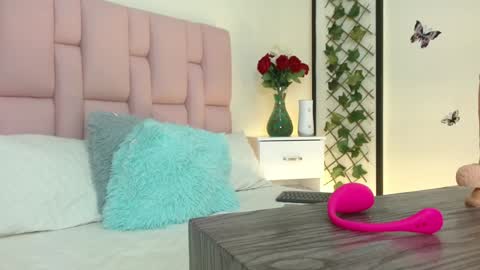 I S A online show from 12/21/24, 04:14