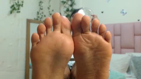 I S A online show from 09/25/25, 01:26